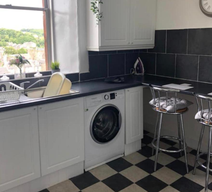 Captivating 2-Bed Apartment In Isle Of Bute Rothesay Exterior foto